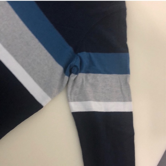 American Eagle 🦅 pullover sweater size L - Picture 3 of 3